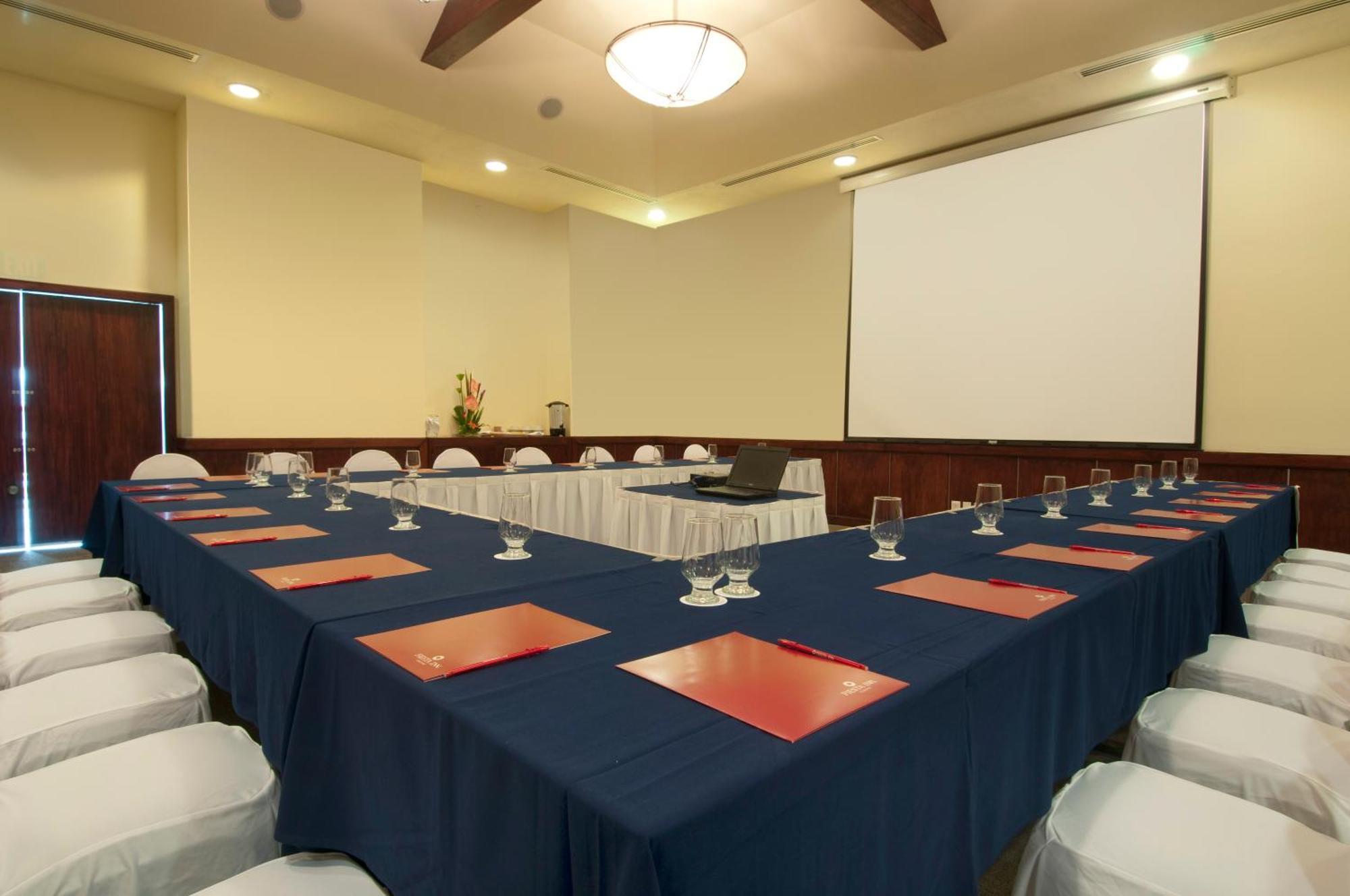 Fiesta Inn Cuautitlan Cuautitlán Izcalli Dış mekan fotoğraf